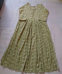 Nayara Cut Kurti