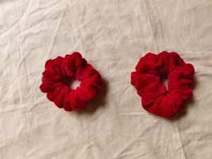 Red Velvet Scrunchies Set (3)