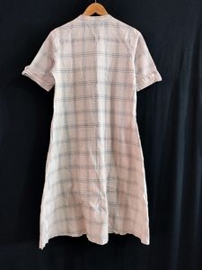 Srishti Off White Checks Kurti