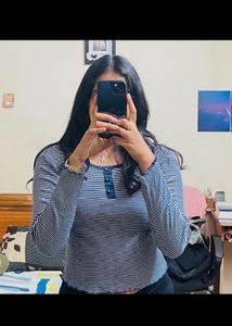 Combo of 2 Pretty Tops♥️✨