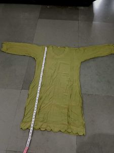 Elegant Olive Green Kurta Set 2