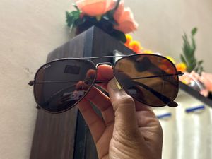 Stylish Aviator Sunglasses