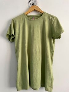 Brand New Solid T-shirt For Men
