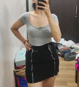 Very Cute Fitted Grey Top