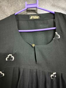 Black Embroidered short abaya..