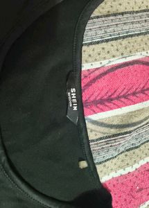 Cherry Graphic Crop Top 🩷✨