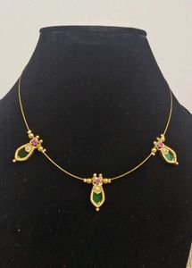 Elegant Gold-tone Necklace