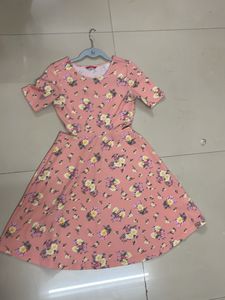Chic Floral Cut-Out Mini Dress