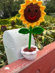 Crochet sunflower
