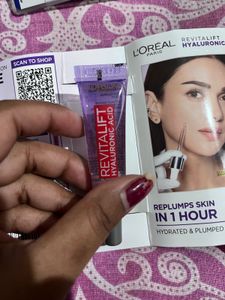 L’Oreal Paris Revitalift Hyaluronic Acid