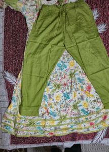 festive And Wedding Floral Ararkali Kurta set