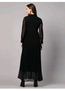 Elegant Black Maxi Dress