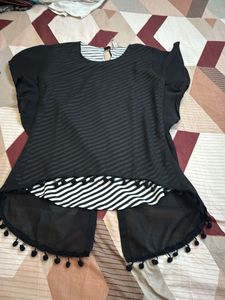Mixed Tops Bundle - Size M