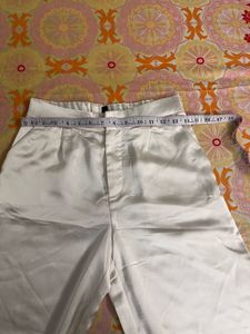 H&amp;M Satin Blend Trousers