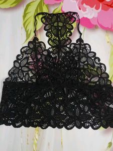 (1100)Black Lace Bralette