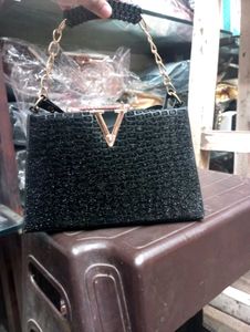 😍Stylish Black 🖤 Sling Bag