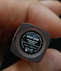 Huda Beauty Liquid Matte Lipstick