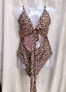 42119. Leopard Print Swimsuit
