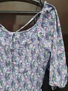 NUON Floral Smocked Crop Top XL