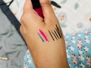 Liner, colorful Eye Liner And lipstick
