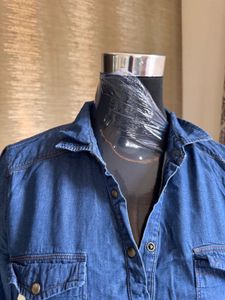 Well Fitted Buttoned Denim Shirt