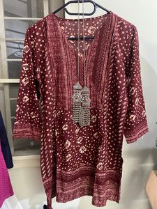 EE-Bandhani Print Shot Kurti