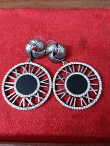 Heavy Oxidised Earing