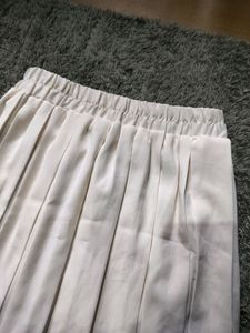 Knee Length White Pleated Skirt