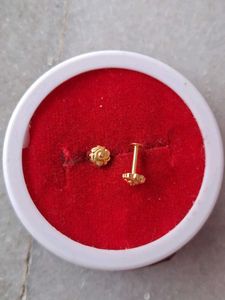 Beautiful New Flower Desine Studs