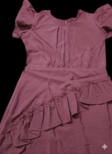 Burgundy Ruffle Midi Dress 🤎