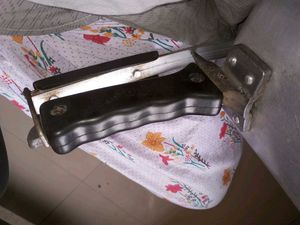 Bajaj Pressure Cooker In Fully Working Condition