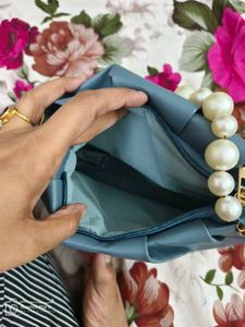 Classic Grey Top Handle Bag With Free Wallet