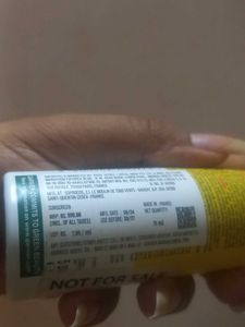 Garnier Sunscreen &amp; Vitamin C Serum Bundle
