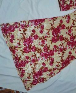 Velvet Flowers Print Kurti 💞