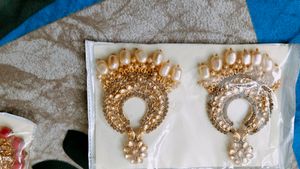 Earings