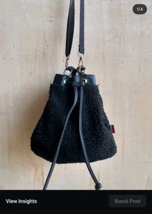 Woollen sling bag