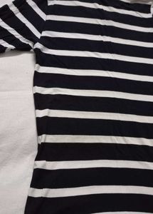 Striped White & Black Tshirt