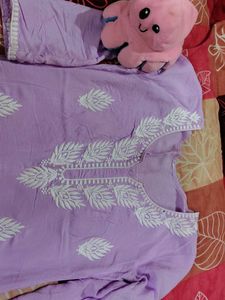 Elegant Lavender Embroidered Kurta