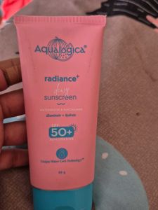Aqualogica Radiance+ Dewy Sunscreen