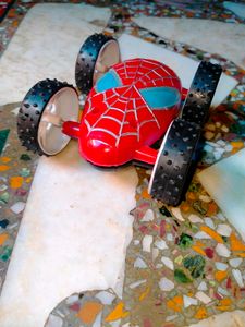 Wall Climbing Spiderman Car