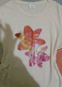 Floral Print Pullover T-Shirt