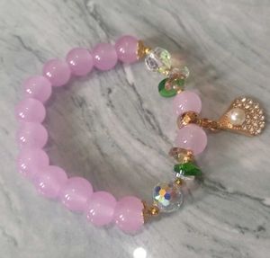 Handmade Crystal Bracelet!! 💗🌸💞