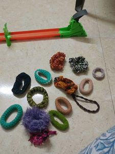 14 Hair Ties