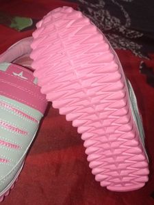 Girls&#39; Pink &amp; Gray Slip-On Sneakers