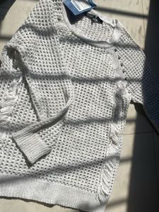 Stylish White Knit Top