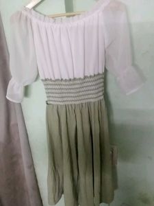 Elegant Off-Shoulder Dress