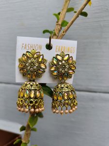 Colouring Jhumka