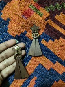 Star Wooden Hanging Earnings