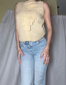Elegant Sleeveless Top