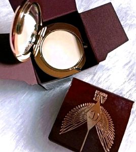 Charlotte Tilbury Compact 💕♥️
